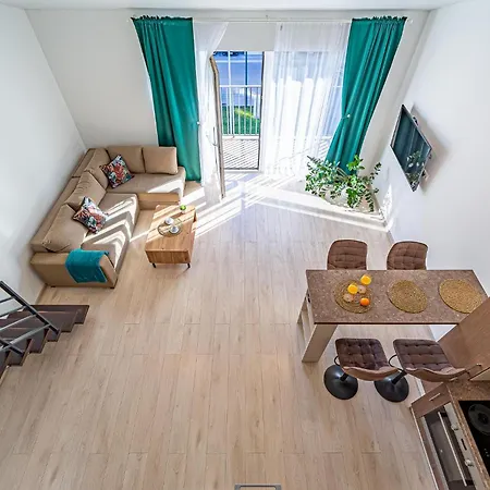 Διαμέρισμα Urban Loft With Ac And Parking Κάουνας