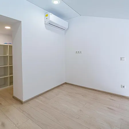 Urban Loft With Ac And Parking Διαμέρισμα *