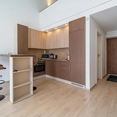 Urban Loft With Ac And Parking *